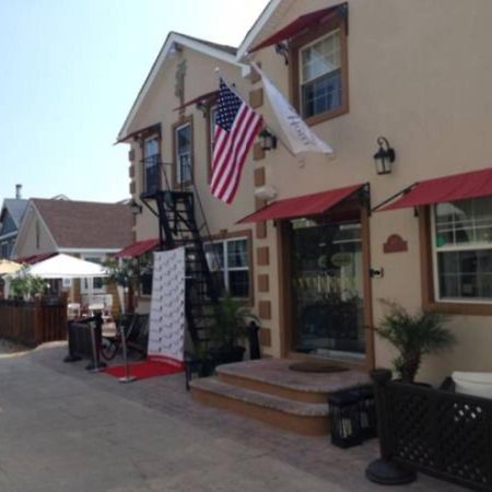 Ocean Beach Palms Hotel Fire Island מראה חיצוני תמונה